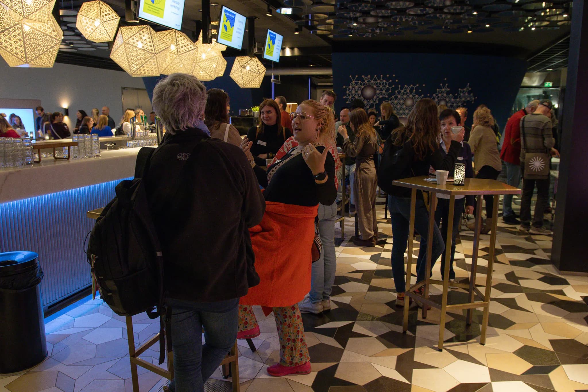 Participants talking at the LOOP knowledge event on 29 October 2025 — illustrative archive photo courtesy of LOOP