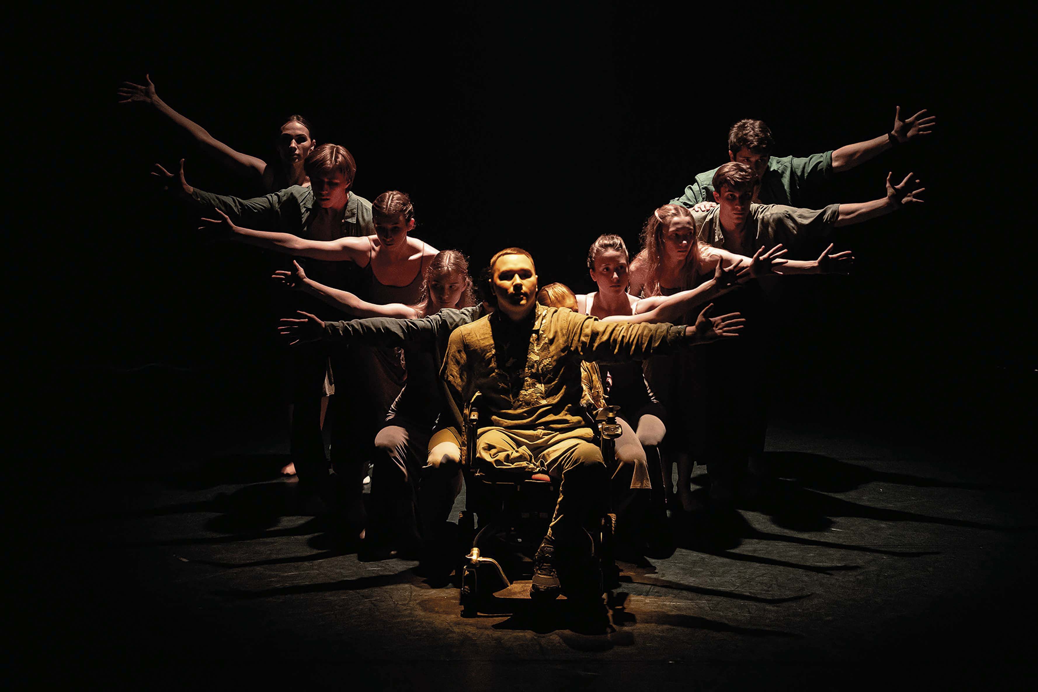 Ukrainian International Ballet — INdependent24. Production photograph: Kim Vos, via SPOT Groningen.